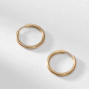 MM Lafleur Small Claressa Gold Earrings NWT✅